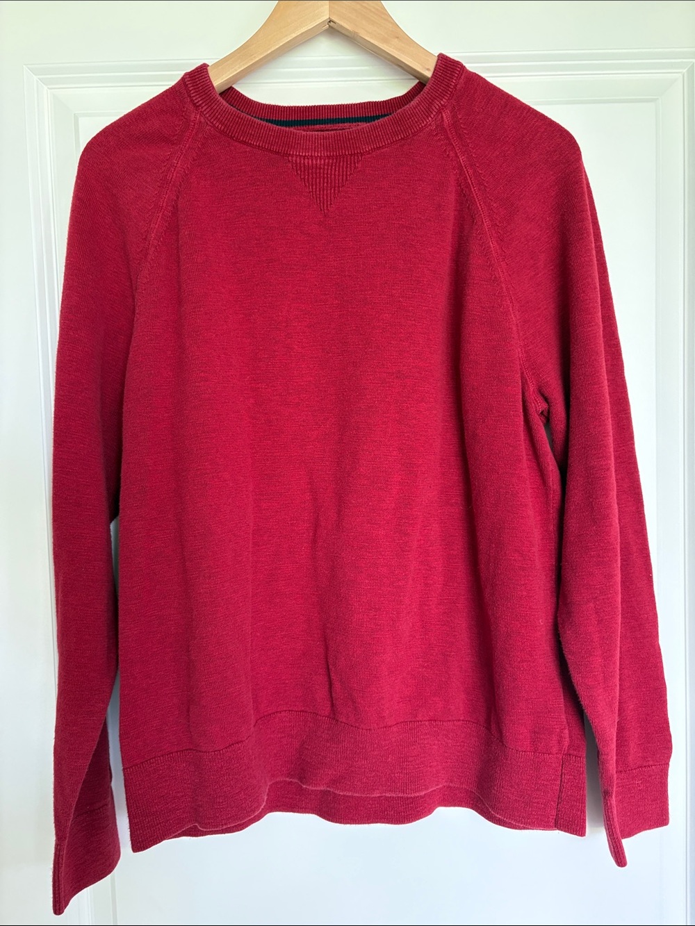 Vintage Banana Republic Men's Crewneck Sweater - Deep Red